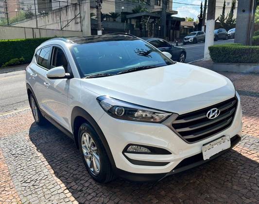 HYUNDAI TUCSON 1.6 16V T-GDI GASOLINA GLS ECOSHIFT HYUNDAI TUCSON 1.6 16V T-GDI GASOLINA GLS ECOSHIFT